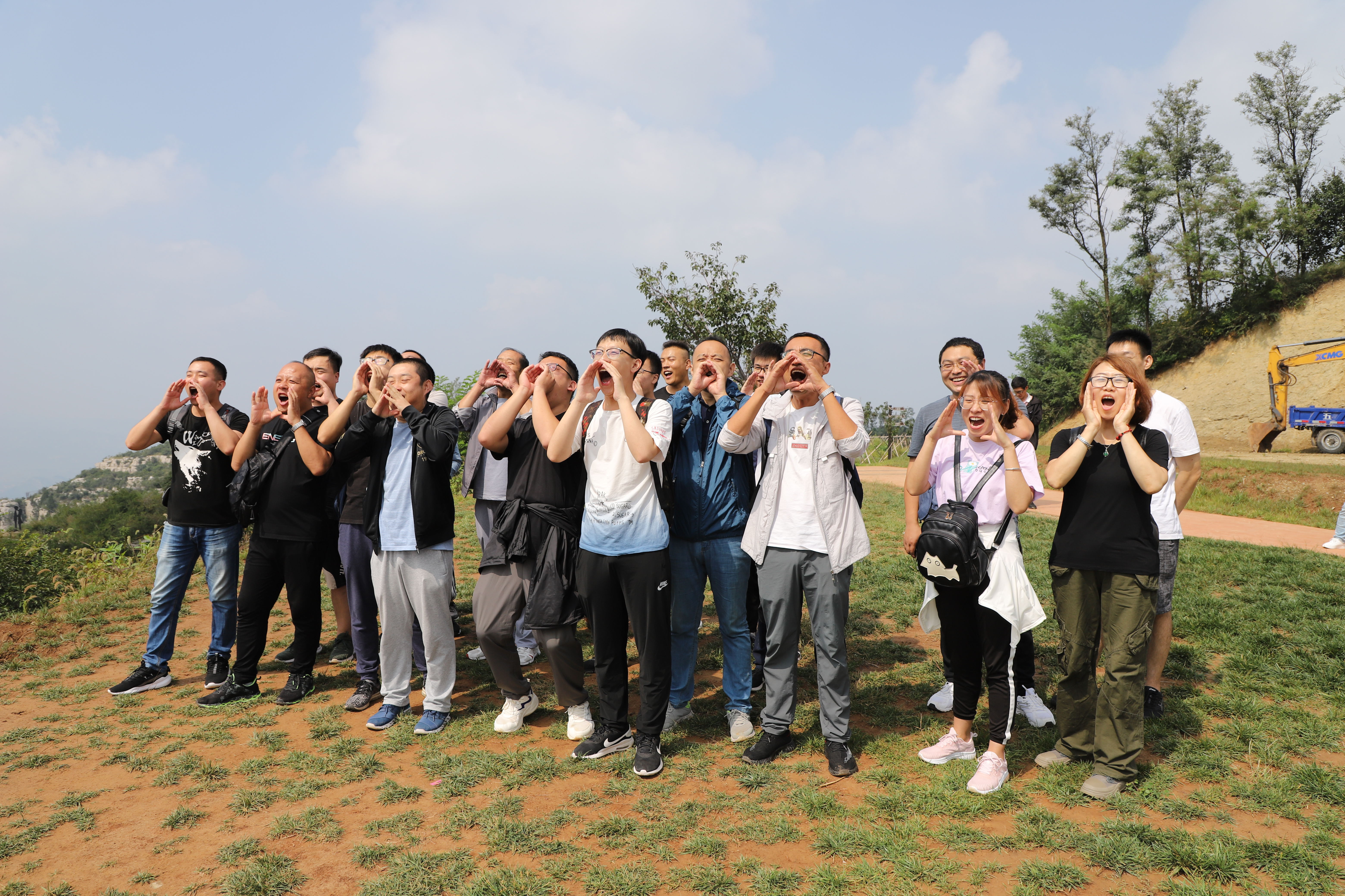重山光電組織游覽齊山團(tuán)建活動12