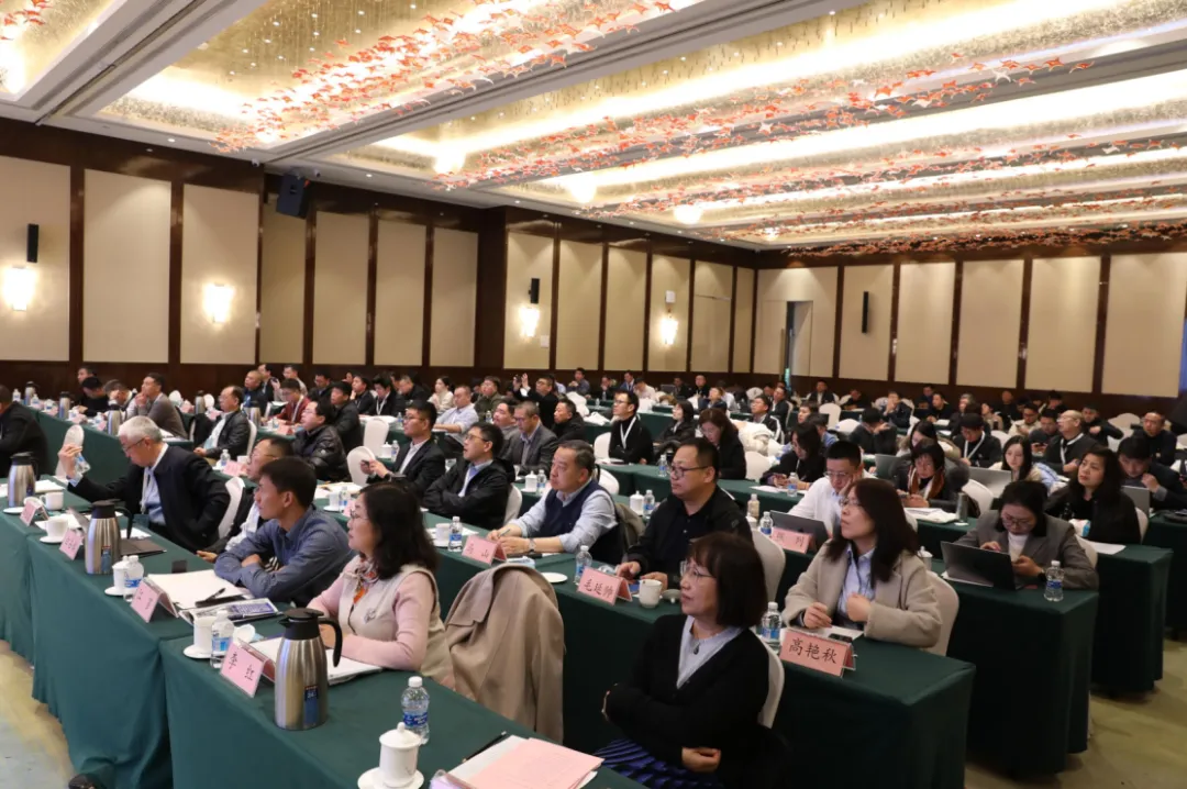 中國(guó)電子氣體及材料百人會(huì)換屆大會(huì)暨2025中國(guó)電子氣體及材料發(fā)展高峰論壇在淄博召開(kāi)